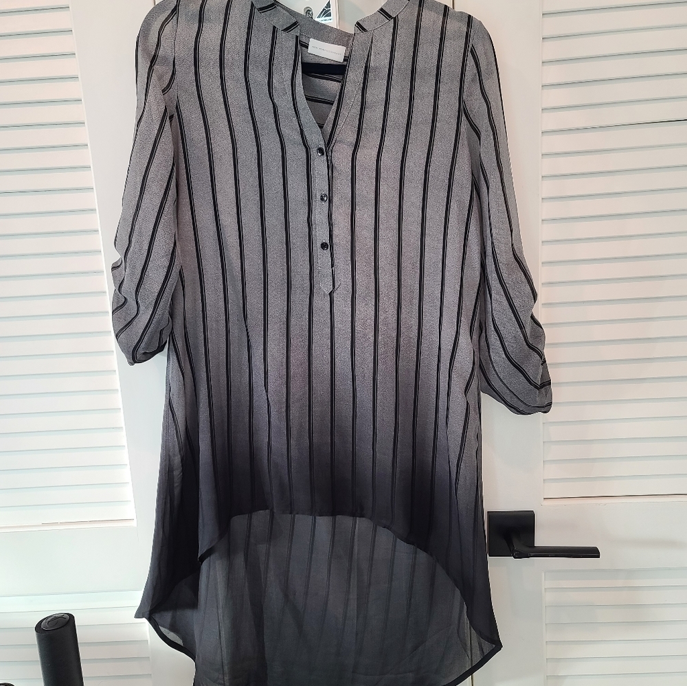 New York and Company black ombre striped tunic, XS